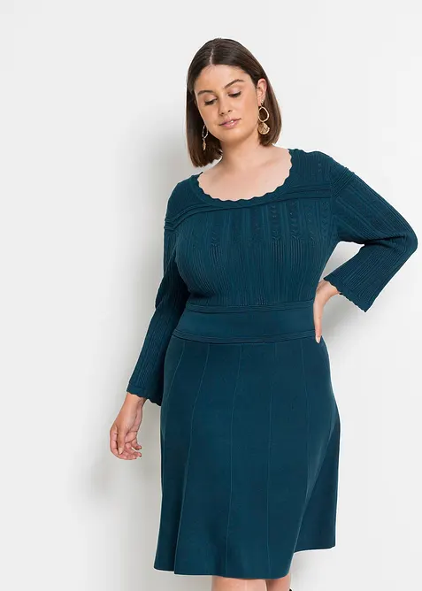 Strickkleid mit Ajourmuster in petrol von vorne (Totalaufnahme) - bonprix