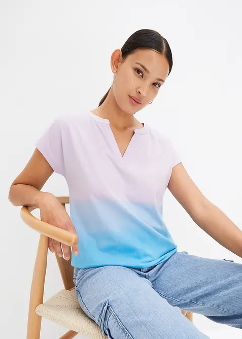 Baumwoll-Henleyshirt mit Ombré-Dye-Effekt in blau von vorne (im Anschnitt) - bonprix
