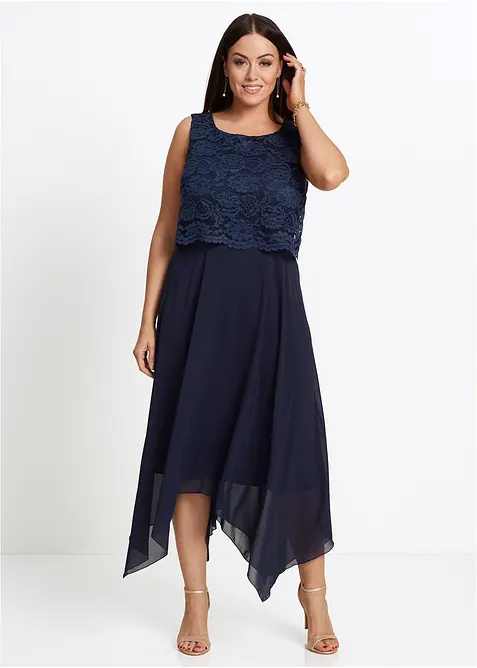 Premium Chiffonkleid mit Spitze in blau von vorne (Totalaufnahme) - bonprix