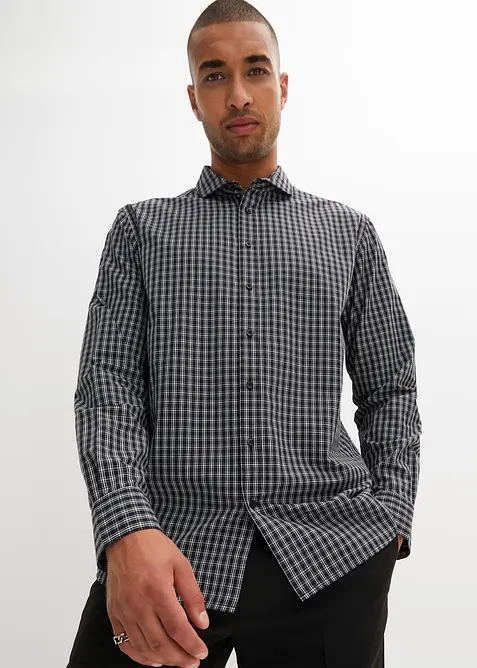 Business-Hemd aus Bio-Baumwoll-Popeline in Regular Fit in schwarz von vorne (im Anschnitt) - bonprix