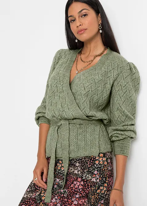 Wickelpullover mit Puffärmeln in grün von vorne (im Anschnitt) - bonprix