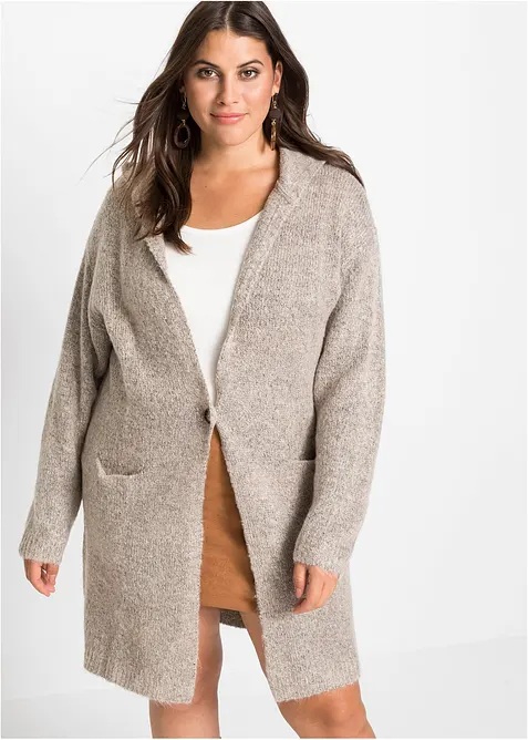 Longstrickjacke in beige von vorne (im Anschnitt) - bonprix