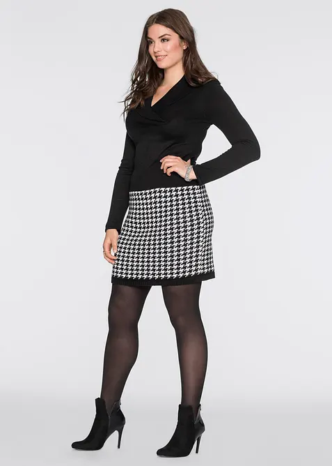 Strickkleid in schwarz von vorne (Totalaufnahme) - bonprix