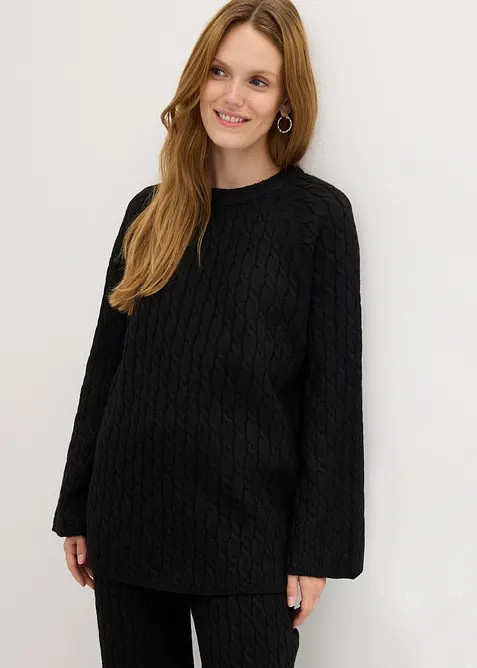 Oversize-Pullover mit Zopfmuster in schwarz von vorne (im Anschnitt) - bonprix