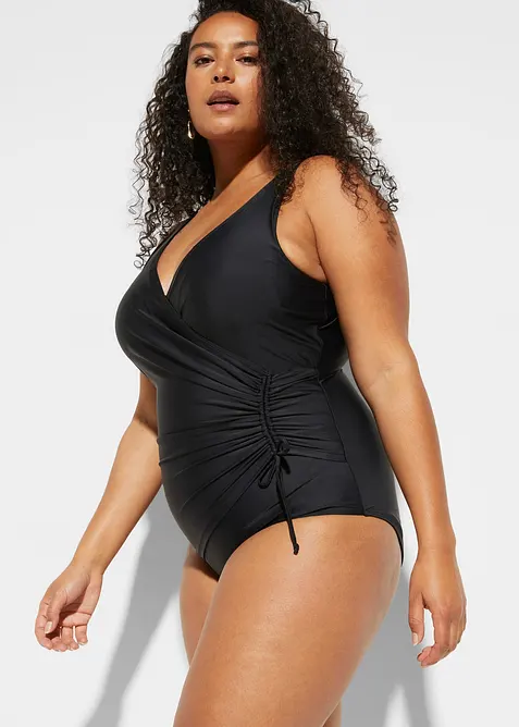 Light Shape-Badeanzug mit Raffung in schwarz von vorne (Totalaufnahme) - bonprix