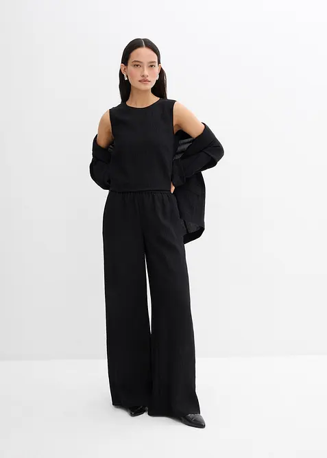 Hose aus strukturiertem Crinkle-Viskose-Mix in schwarz im Look von vorne (Totalaufnahme) - bonprix