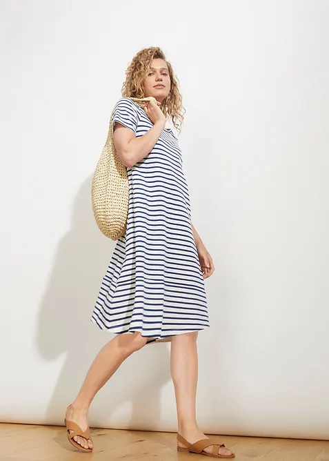 Baumwoll-Shirtkleid aus Flammgarn in weiß im Look von vorne (Totalaufnahme) - bonprix