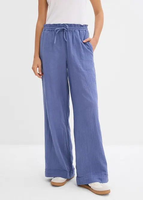 Schlupfhose aus luftigem Musselin in blau von vorne - bonprix