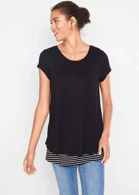 2-in-1 Umstands- und Stillshirt aus Viskose in schwarz von vorne (im Anschnitt) - bonprix