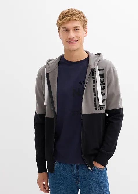 Kapuzen-Sweatjacke aus reiner Bio-Baumwolle in grau von vorne (im Anschnitt) - bonprix