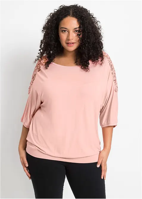 Oversize-Shirt aus Viskose-Mix in rosa von vorne (im Anschnitt) - bonprix