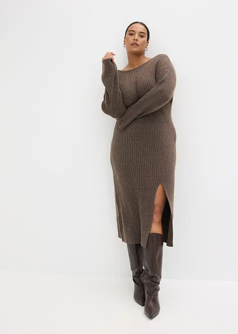 Strickkleid mit Schlitz in braun von vorne (Totalaufnahme) - bonprix