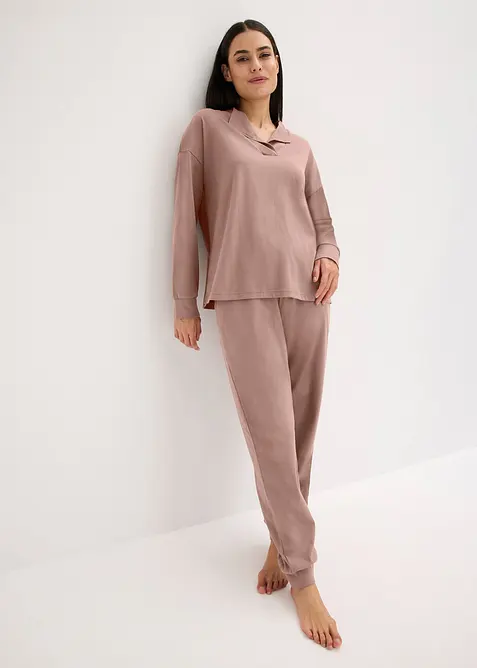 Weit geschnittener Loungewear Hausanzug aus weicher Baumwolle in braun von vorne (Totalaufnahme) - bonprix