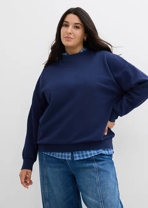 Oversize-Sweatshirt aus reiner Bio-Baumwolle in blau von vorne (im Anschnitt) - bonprix