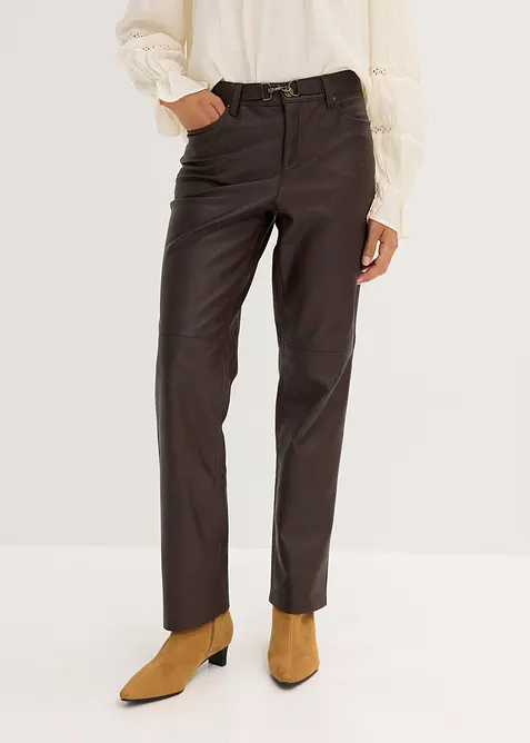 Lederimitat-Hose im Used-Look in braun von vorne - bonprix