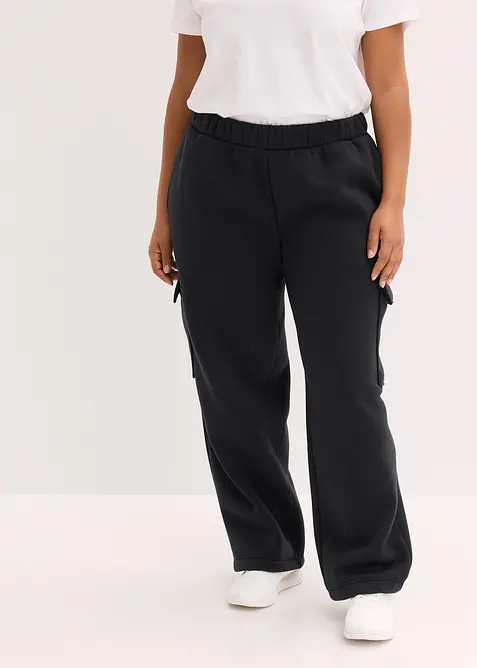 Thermo Sport-Jogginghose mit weitem Bein, schnelltrocknend in schwarz von vorne - bonprix