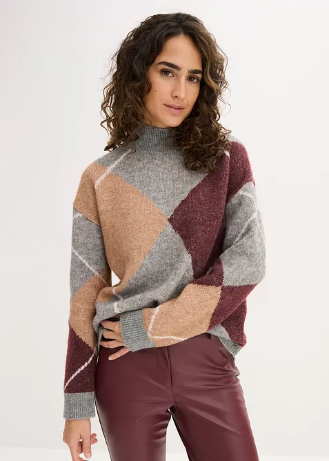 Oversize-Pullover in grau von vorne (im Anschnitt) - bonprix
