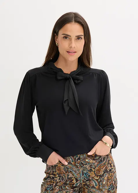 Shirt mit Viskose und Satinschluppe in schwarz von vorne (im Anschnitt) - bonprix