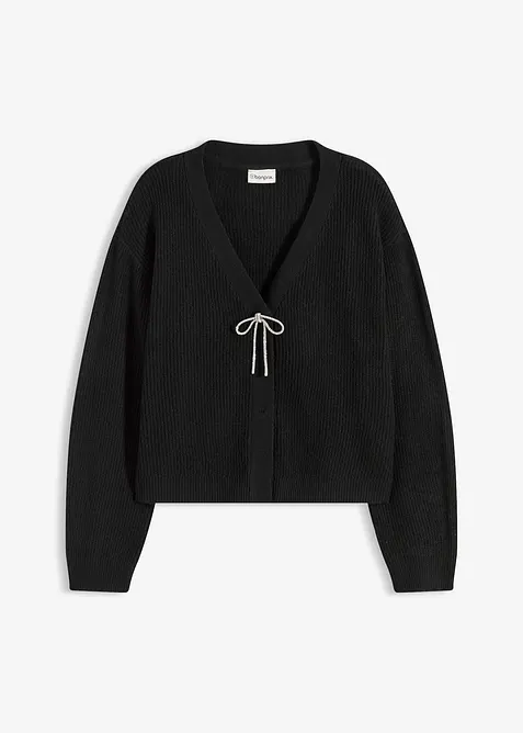 Kurze Strickjacke mit Schleifenverschluss in schwarz von vorne - bonprix