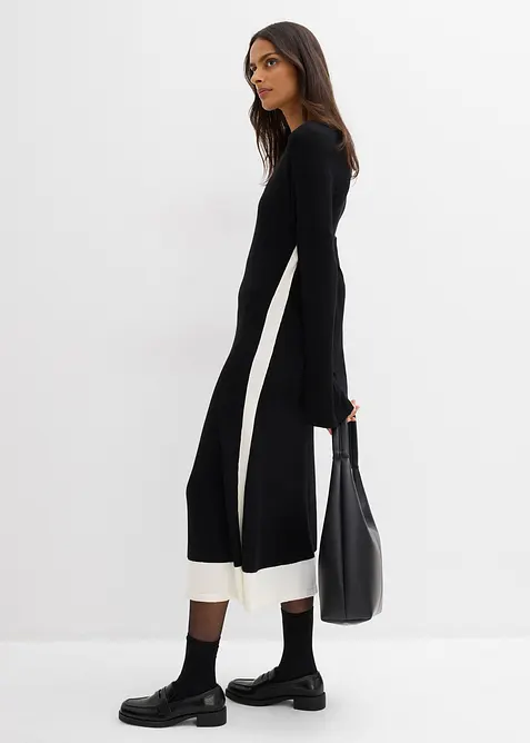 Strickkleid aus softem Viskose-Mix in schwarz im Look von vorne (Totalaufnahme) - bonprix