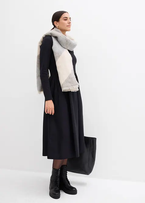 Kleid im Materialmix aus reiner Baumwolle in schwarz im Look von vorne (Totalaufnahme) - bonprix