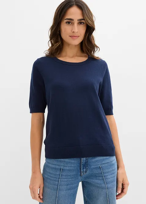 Feinstrickpullover in blau von vorne (im Anschnitt) - bonprix