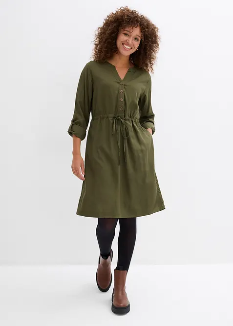 Blusenkleid aus softer Viskose in grün von vorne (Totalaufnahme) - bonprix
