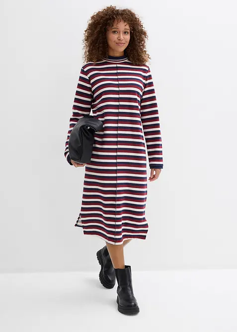 Sweatkleid in rot im Look von vorne (Totalaufnahme) - bonprix