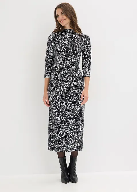 Jerseykleid in schwarz von vorne (Totalaufnahme) - bonprix