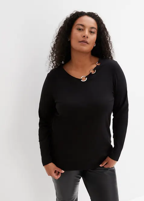 Langarmshirt mit Ösen in schwarz von vorne (im Anschnitt) - bonprix