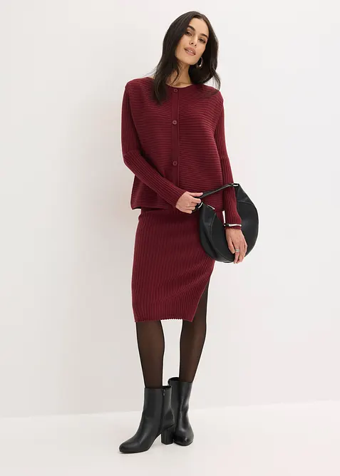 Strickkleid und Pullunder (2-tlg.Set) in rot im Look von vorne (Totalaufnahme) - bonprix