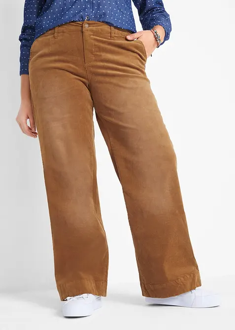 Weite Cordhose aus Baumwoll-Mix in braun von vorne - bonprix