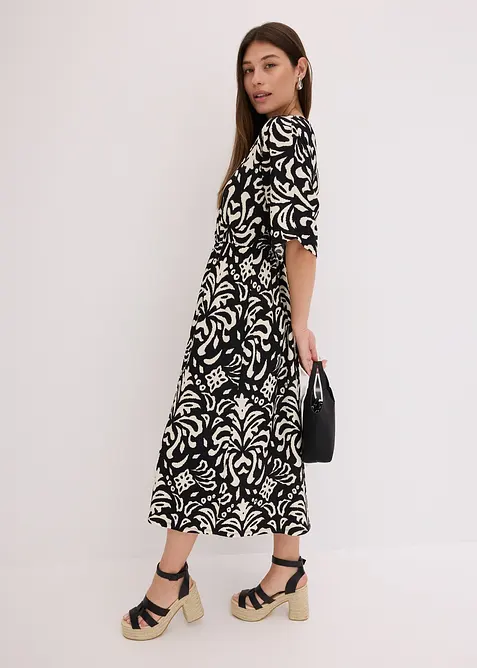 Jerseykleid in schwarz im Look von vorne (Totalaufnahme) - bonprix