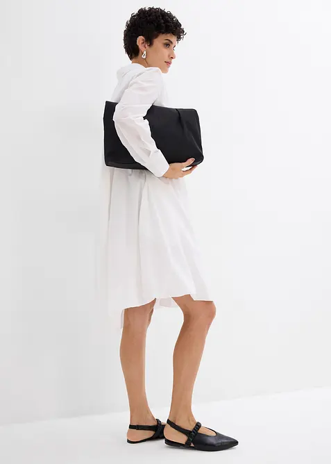 Hemdblusenkleid mit Ballonsaum aus reiner Baumwolle in weiß im Look von vorne (Totalaufnahme) - bonprix