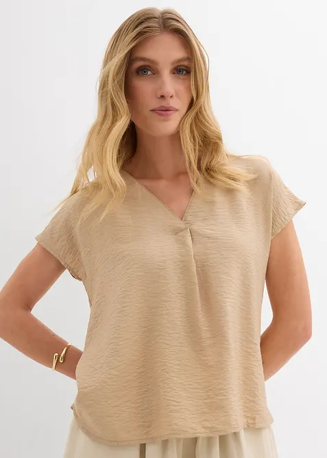 Tunikabluse aus fließendem Viskose-Mix in beige von vorne (im Anschnitt) - bonprix