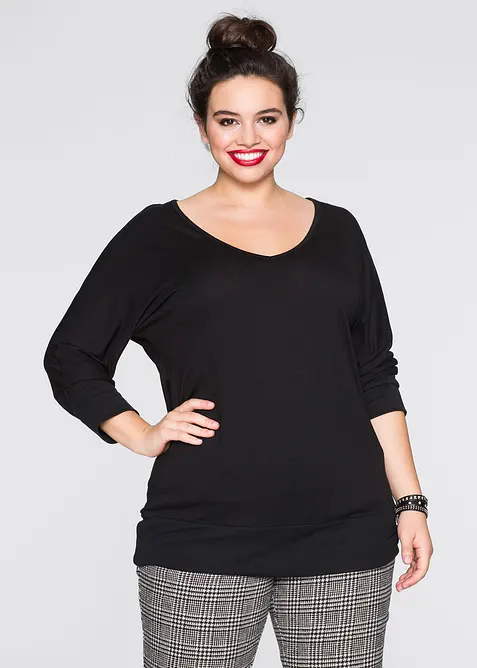 Oversized-Shirt aus fließender Viskose in schwarz von vorne (im Anschnitt) - bonprix