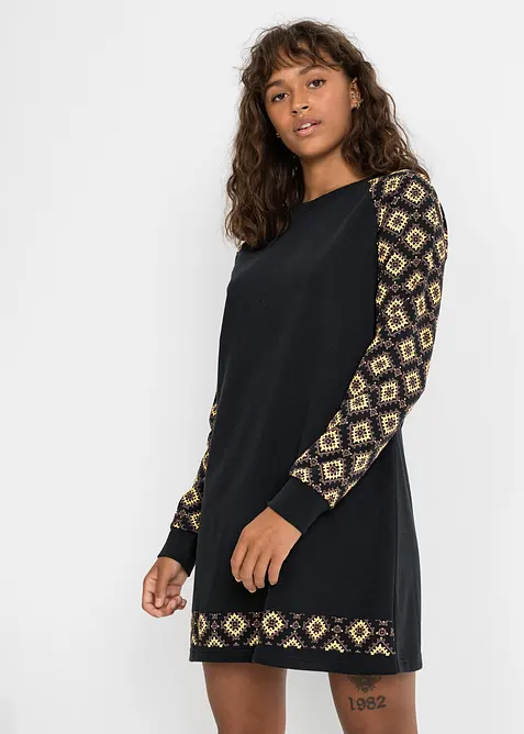 Sweatkleid mit Druck in schwarz von vorne (Totalaufnahme) - bonprix