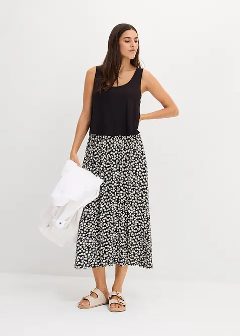 Shirt Kleid aus fließendem Viskose-Elasthan-Mix in schwarz im Look von vorne (Totalaufnahme) - bonprix