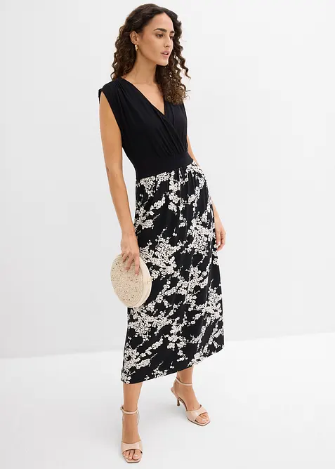 Jerseykleid aus softem Viskose-Mix in schwarz im Look von vorne (Totalaufnahme) - bonprix