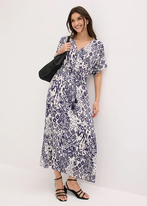 Maxikleid aus fließender Viskose in weiß im Look von vorne (Totalaufnahme) - bonprix