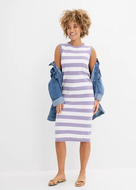 Strickkleid aus Baumwoll-Mix in lila im Look von vorne (Totalaufnahme) - bonprix