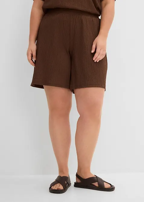 Schlupf-Shorts aus Borkencrepe in braun von vorne - bonprix