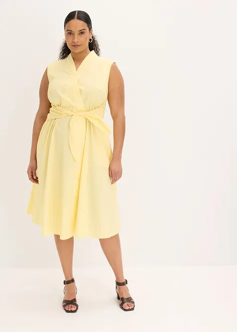 Kleid mit Bindedetail in gelb von vorne (Totalaufnahme) - bonprix