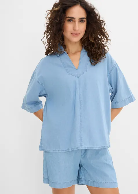 Oversize Jeans-Tunikabluse aus Bio-Baumwolle in blau von vorne (im Anschnitt) - bonprix