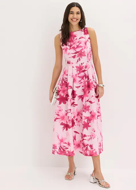 Kleid mit weitem Rock in rosa im Look von vorne (Totalaufnahme) - bonprix