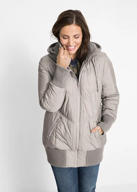 Steppjacke mit breitem Komfortbund und Kapuze in schwarz von vorne (im Anschnitt) - bonprix