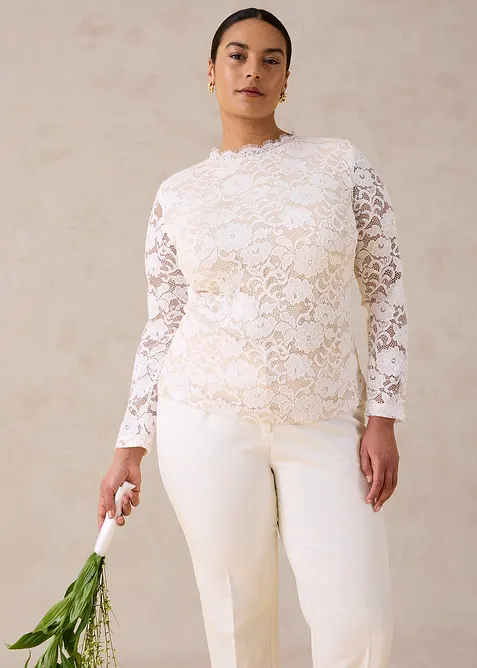 Langarmshirt aus Spitze in weiß von vorne (im Anschnitt) - bonprix