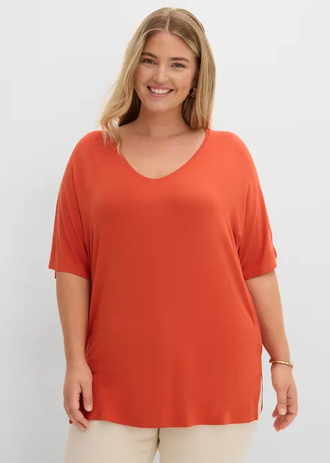 Long-Shirt aus Viskose-Mix in rot von vorne (im Anschnitt) - bonprix
