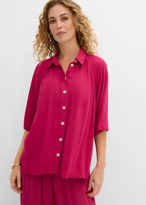 Oversize-Bluse aus strukturierter Viskose in pink von vorne (im Anschnitt) - bonprix
