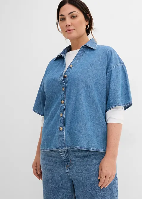 Oversized Jeans-Tunikabluse aus Bio-Baumwolle in blau von vorne (im Anschnitt) - bonprix